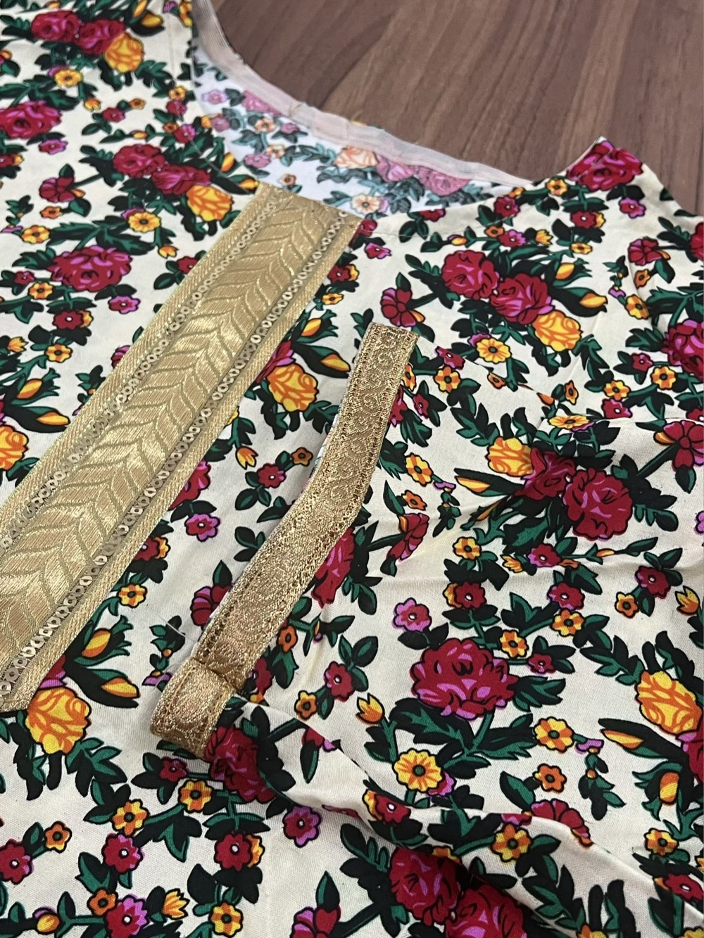 پیراهن نخی گل ریز